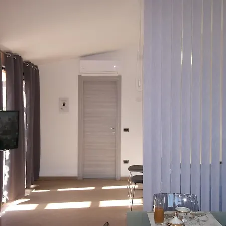 Maria Teresa's Large Open Space Indipendent *